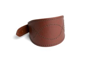 COLLAR EN PIEL VAQUETILLA COÑAC PARA GALGO