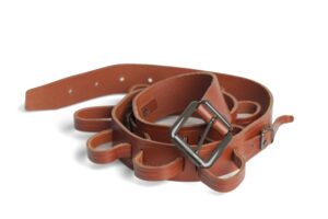CINTURÓN PORTA CONEJOS EN PIEL VAQUETILLA COÑAC